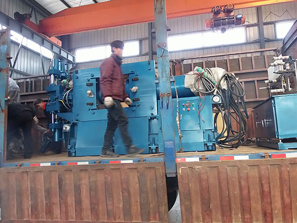 成都XKTY.COM-星空(中国)
锂金属挤压机发货出厂-1.jpg